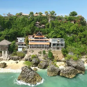 Impossible Cliff House ウルワツ
